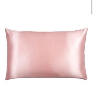 NWOT Blissy Silk Pink Pillowcase